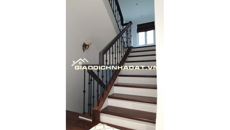 Tôi cho thuê nhà hai mặt tiền,mới,vỉa hè, 102m2- 5T, Thành Công_29 Tr